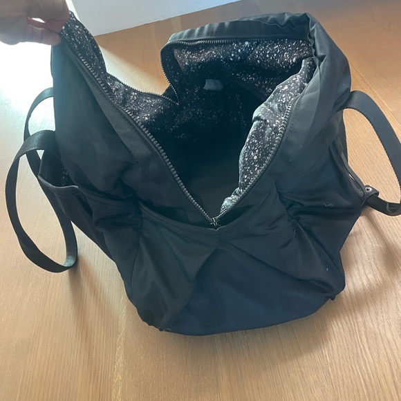 Lululemon workout duffle gym bag black - Picture 6 of 11